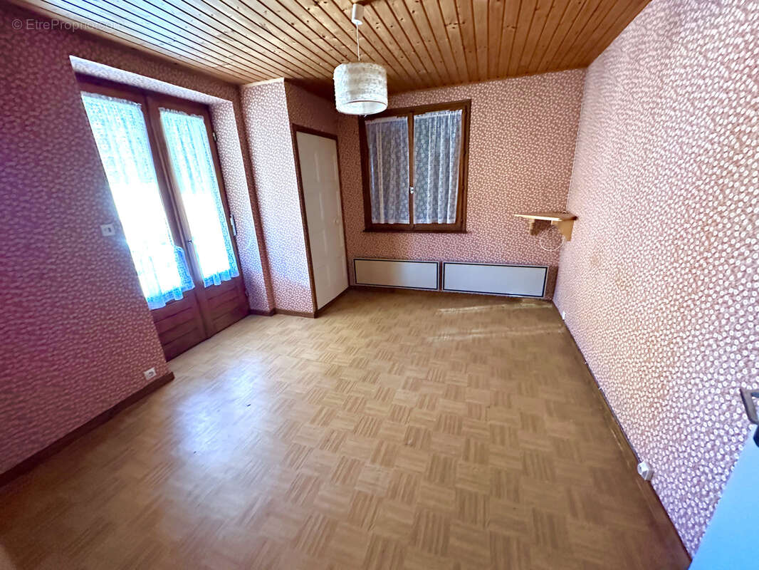 Appartement à GELLIN