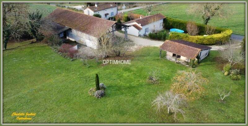 Maison à SAINT-AULAYE