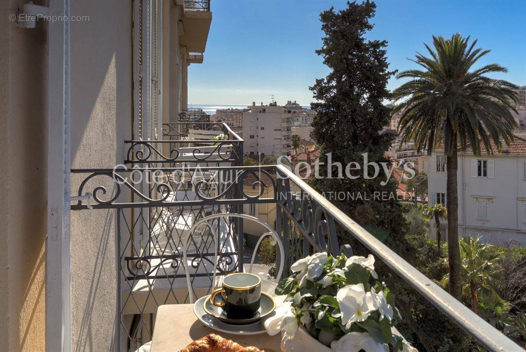 Appartement à CANNES