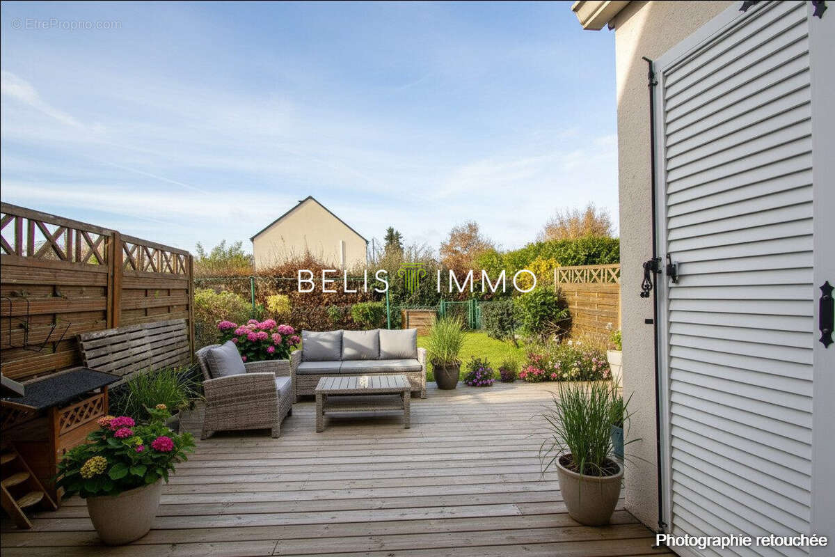 Maison à MONTLOUIS-SUR-LOIRE