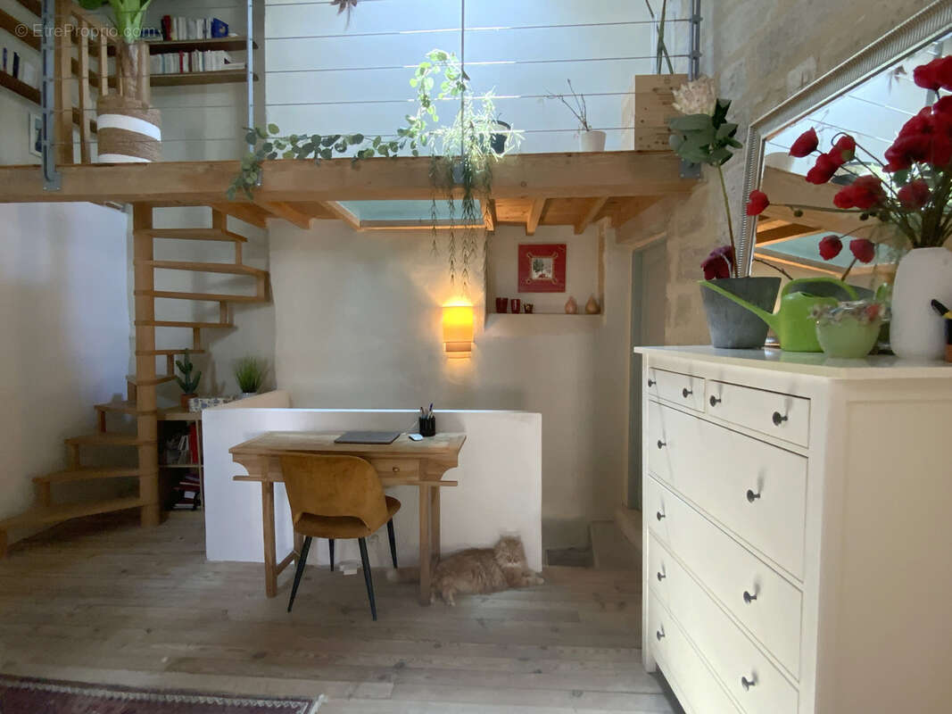 Charmante maison de village avec terrasse et garage à 3 km d' Uzès. - photo 5