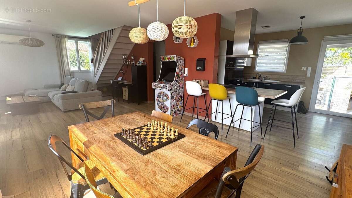 Maison à FRONTIGNAN