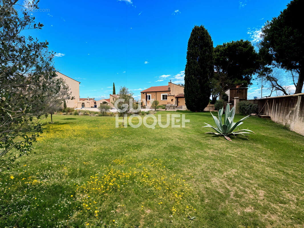 Maison spacieuse  (137 m²) à vendre à Saint Paul Les Fonts - 4 chambres et piscine ! - photo 6