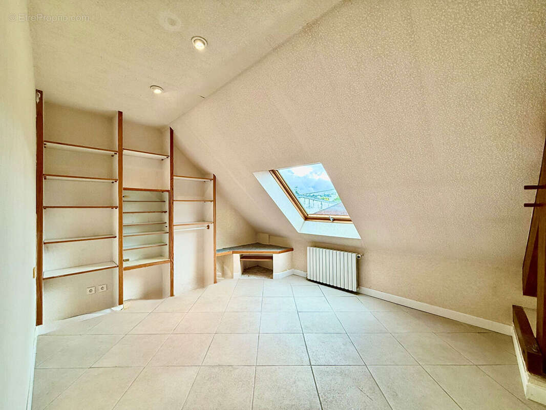 Maison à BRIVE-LA-GAILLARDE