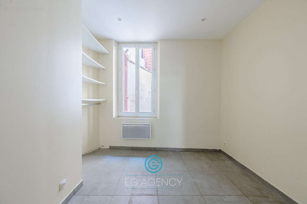 Maison à MARSEILLE-4E