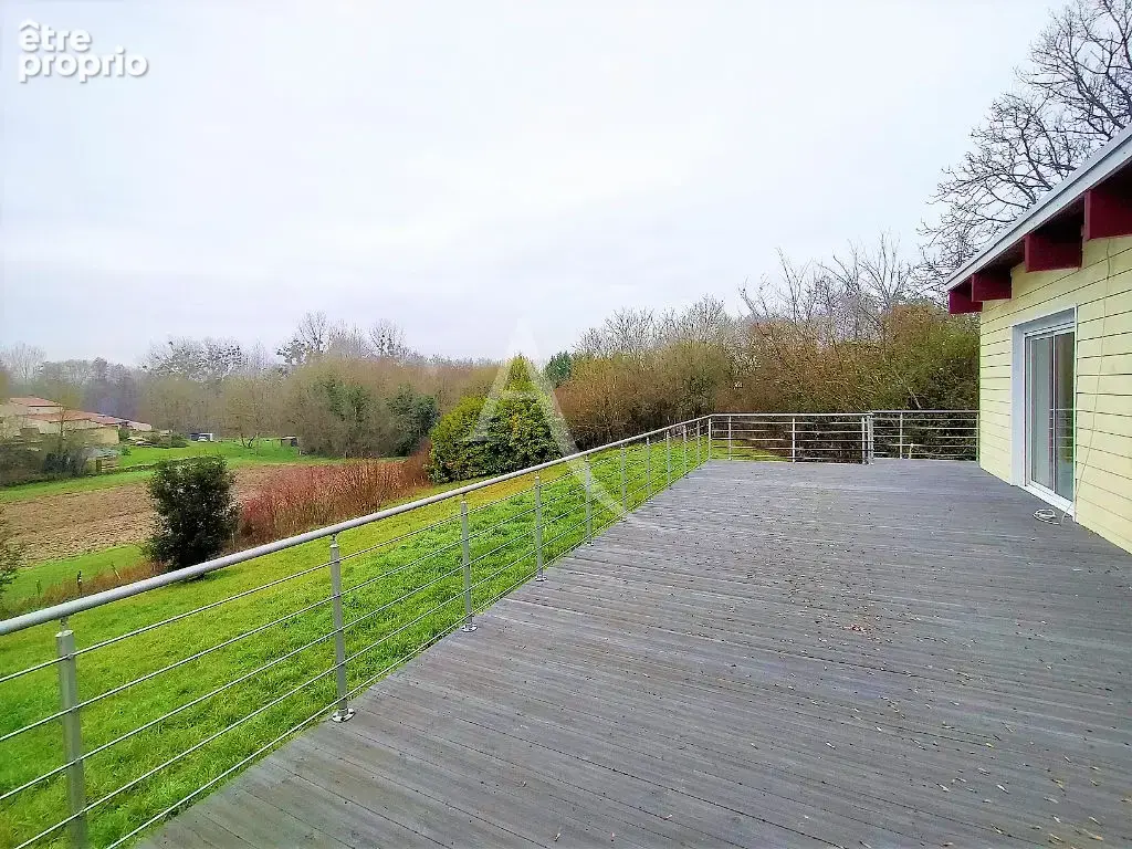 Maison contemporaine de 120 m²  avec garage et beau terrain - photo 14