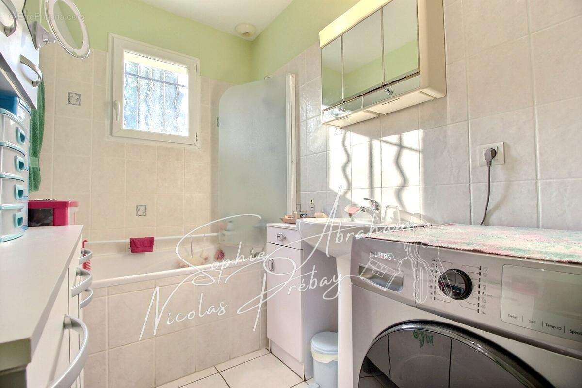 Maison à BAZOCHES-LES-GALLERANDES