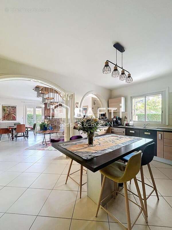 Photo 5 - Maison à ARTIGUES-PRES-BORDEAUX