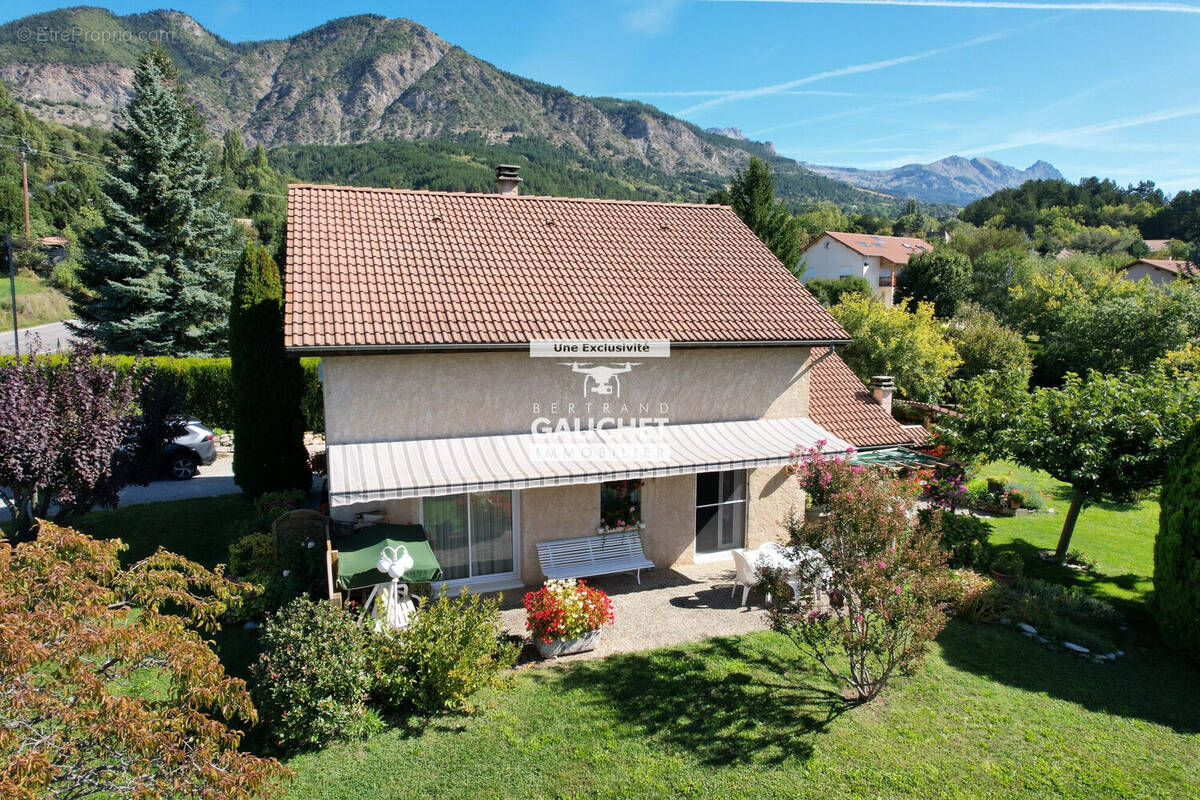 Maison à LA BATIE-NEUVE