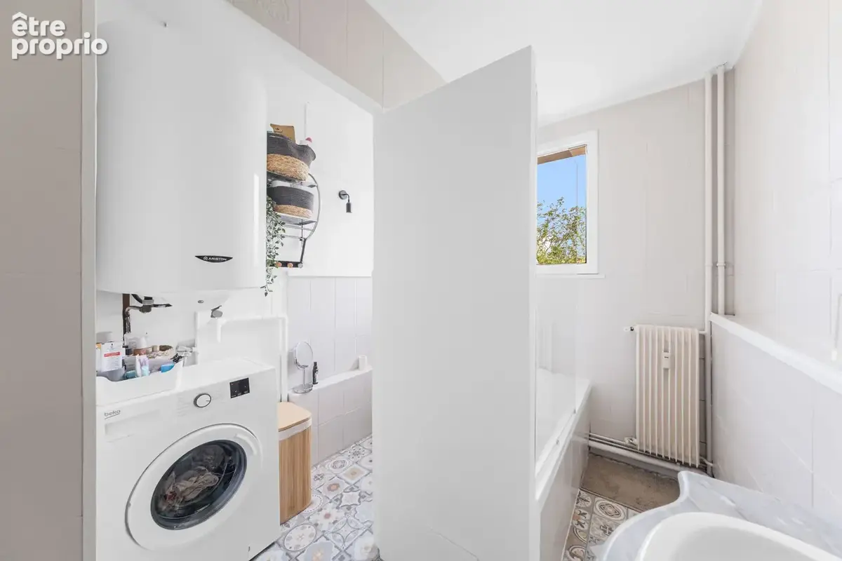 Appartement T3 de 53 m2 82 avenue du Drapeau - photo 10