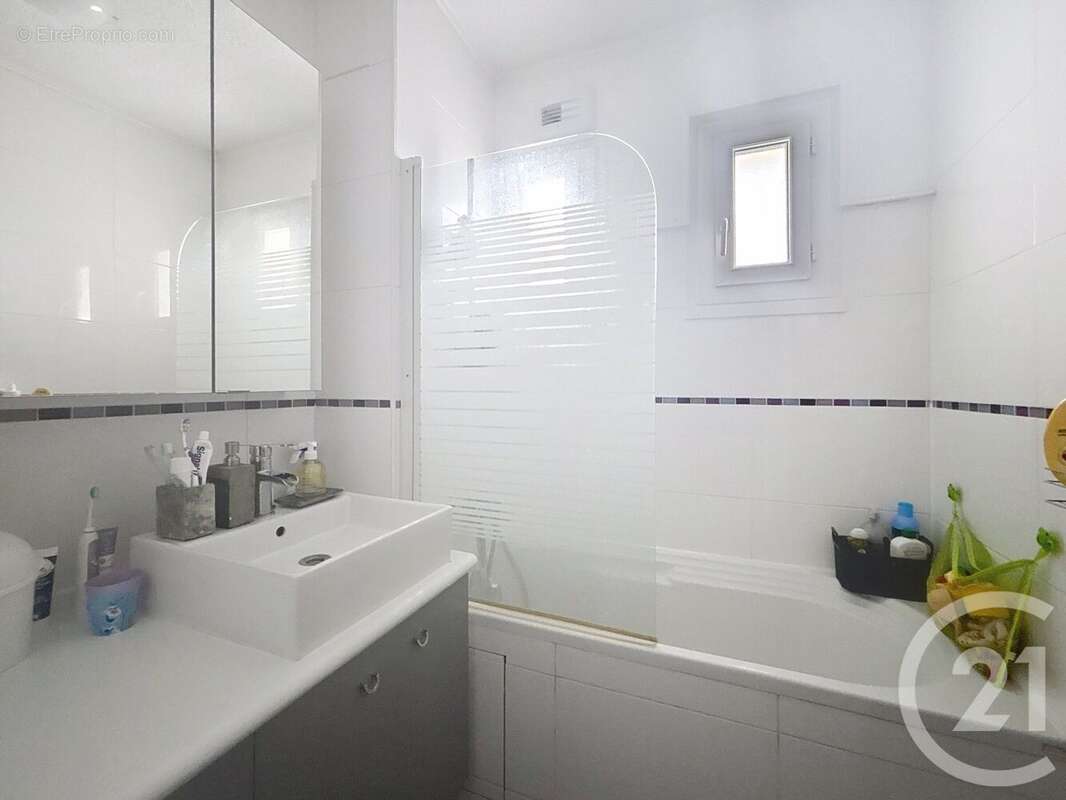 Appartement à SAINT-PRIEST