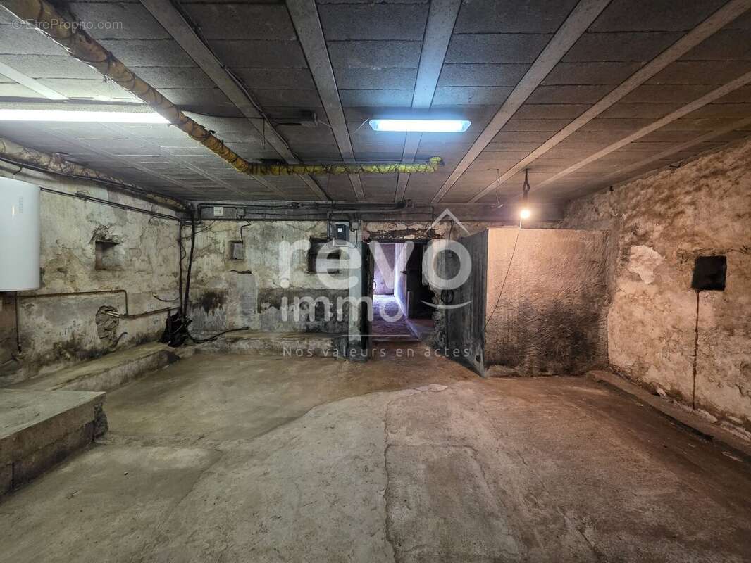 Maison familiale 175m² SAINT-COLOMBAN 44310 - photo 6