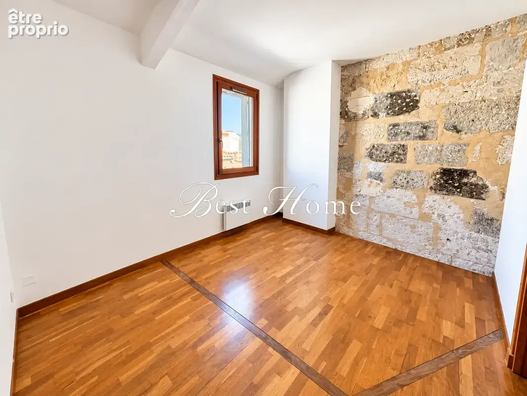 A VENDRE NÎMES: Appartement T3 bis de 96 m2   Dernier étage, volumes et cachet au cœur de l’Écusson - photo 5