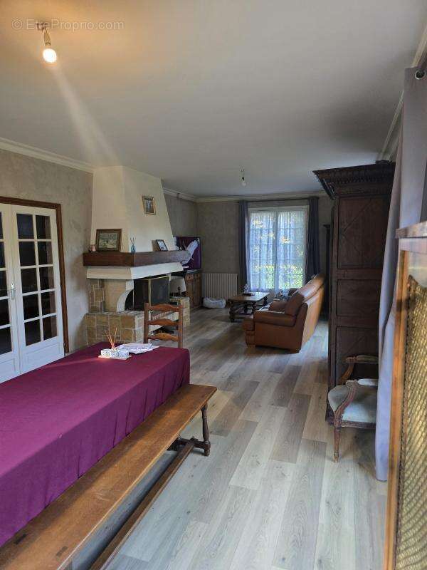 Maison à BLAISON-GOHIER