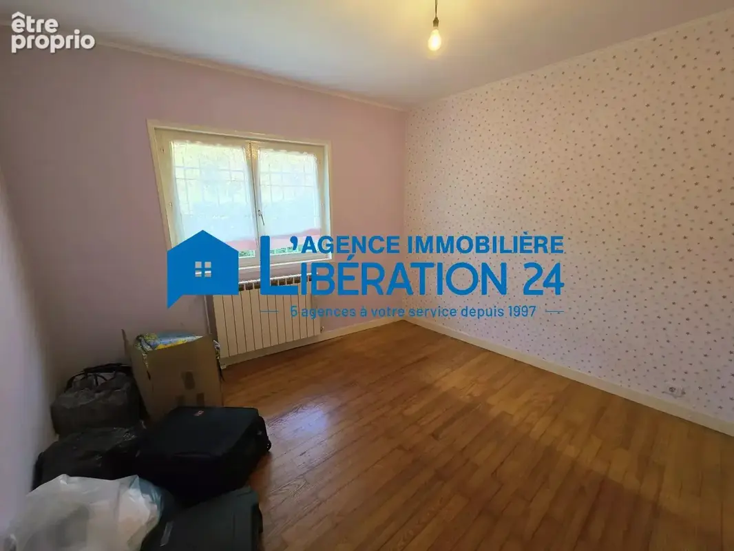 Maison familiale 200m² sur 957m² - photo 7