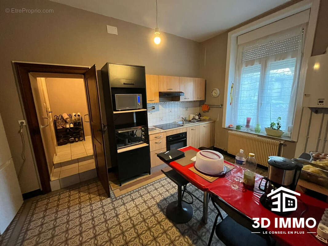 Appartement à AVESNES-SUR-HELPE