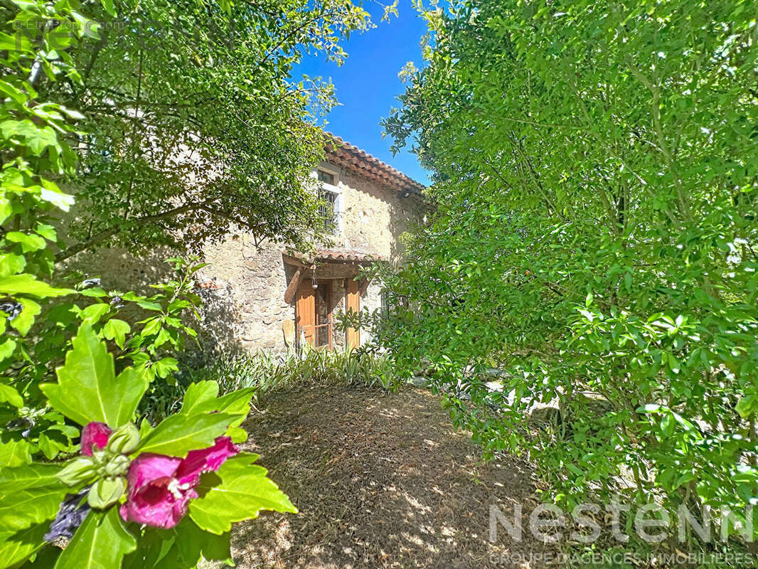 Authentique mas cévenole en pierre avec gîte, terrain plat et 2,5 ha de forêt à 15 min d'Anduze - photo 2