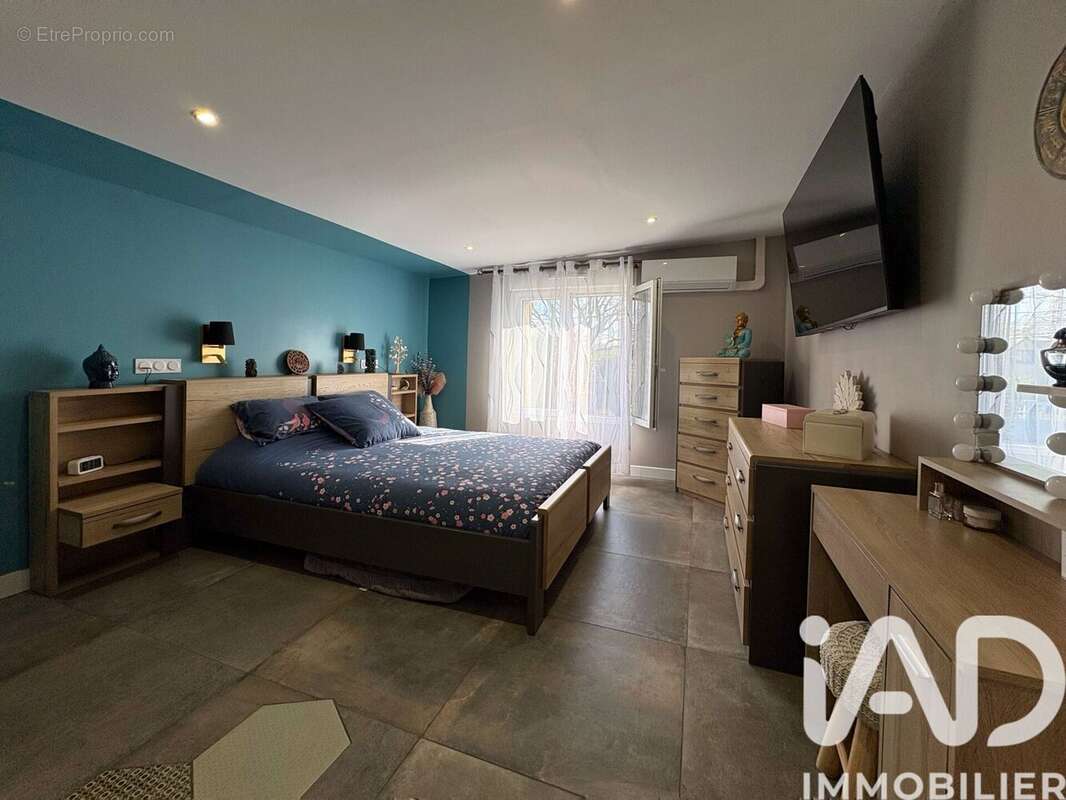 Maison 117 m² à Sainte-Helene  - photo 8