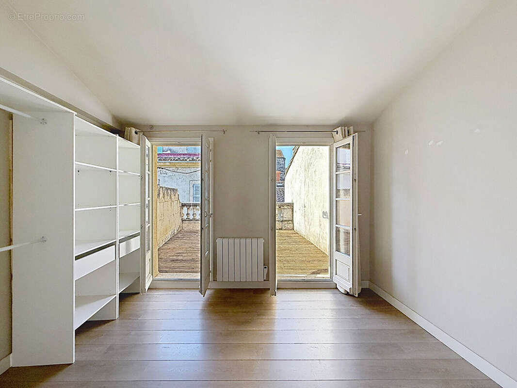 Appartement Avignon 2 pièce(s) 54.7 m2 - photo 2