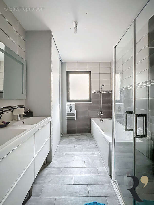 Maison à SAINTE-FOY-D&#039;AIGREFEUILLE