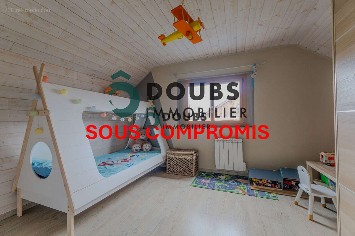 Maison à GRAND'COMBE-CHATELEU