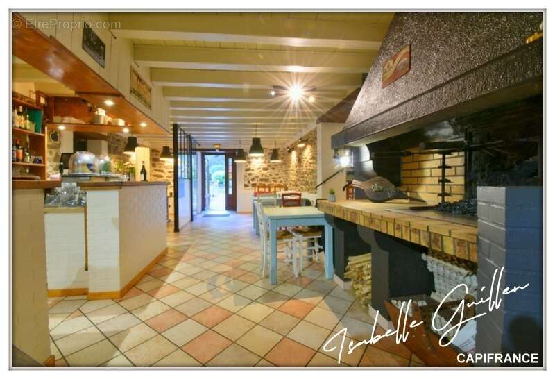 Maison à NERIS-LES-BAINS