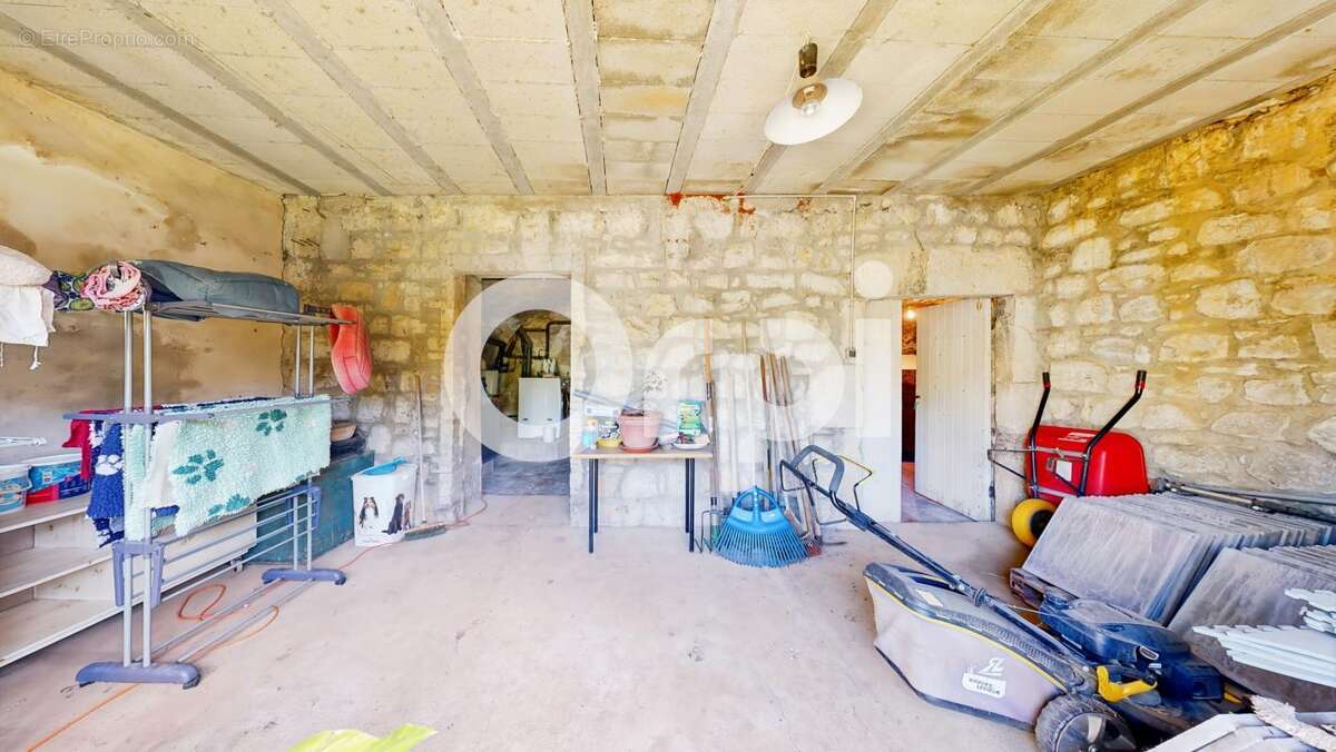 Maison à RUOMS
