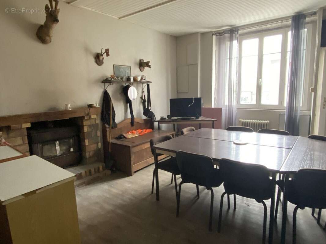 Maison à FAUX-LA-MONTAGNE