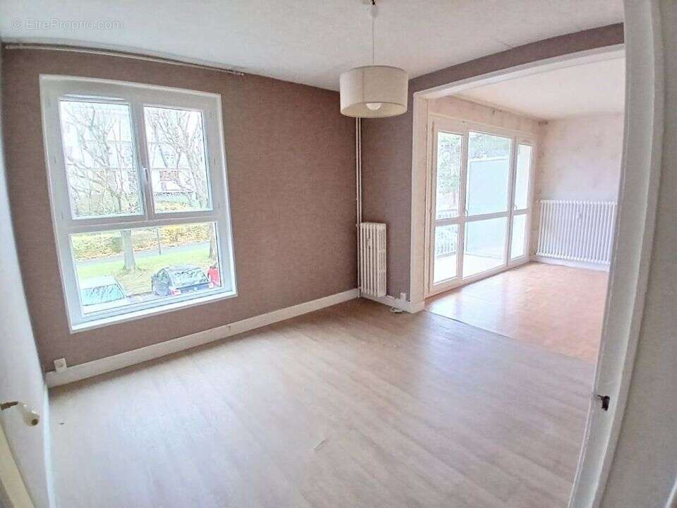 Appartement à HEROUVILLE-SAINT-CLAIR