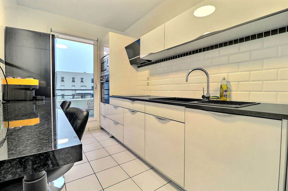 Appartement à SAINT-DENIS