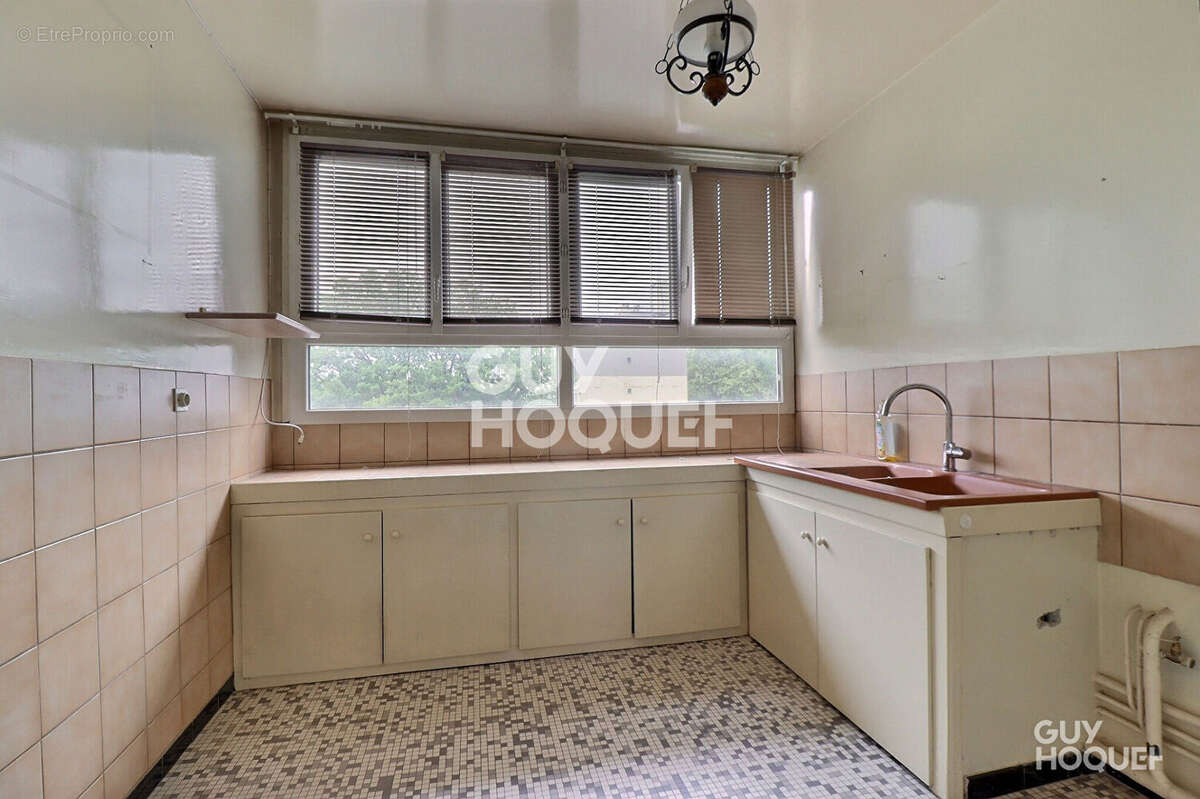 Appartement à SAINT-MICHEL-SUR-ORGE