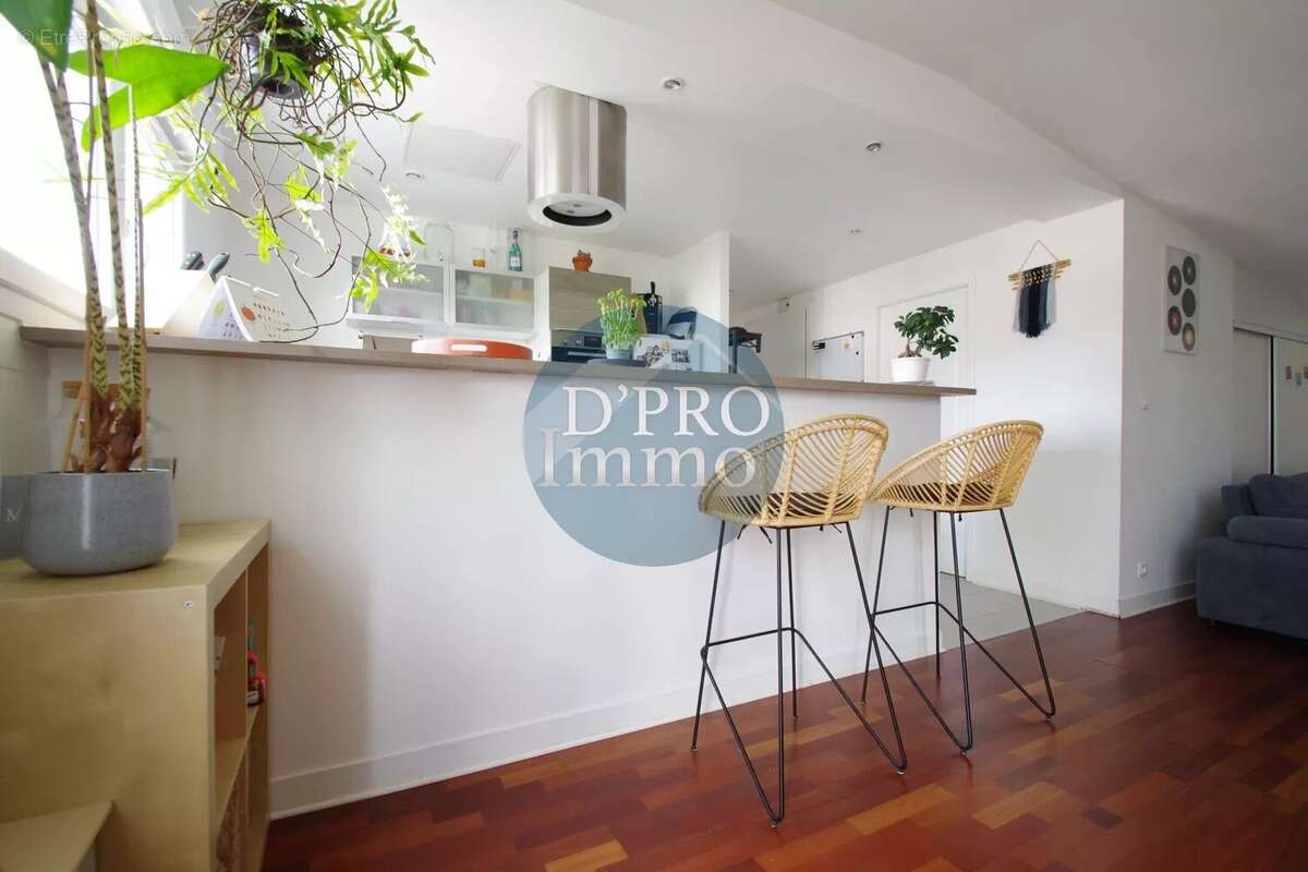 Appartement à SAINT-SEBASTIEN-SUR-LOIRE