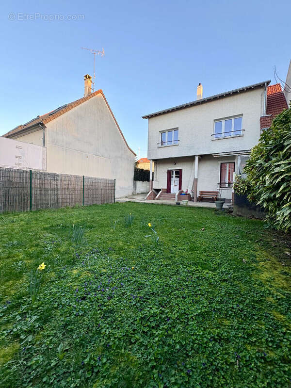 Maison à BEZONS