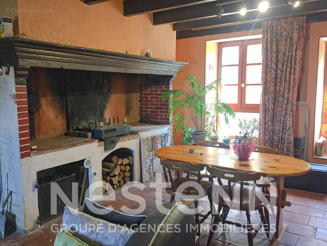 Maison à MOUZIEYS-TEULET