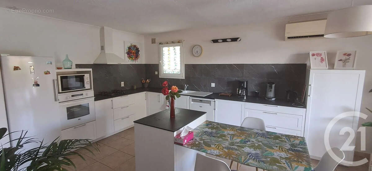 Maison 222 m² à Ortaffa  - photo 3