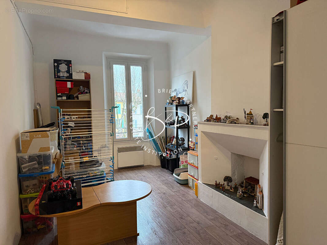 Appartement à LORGUES