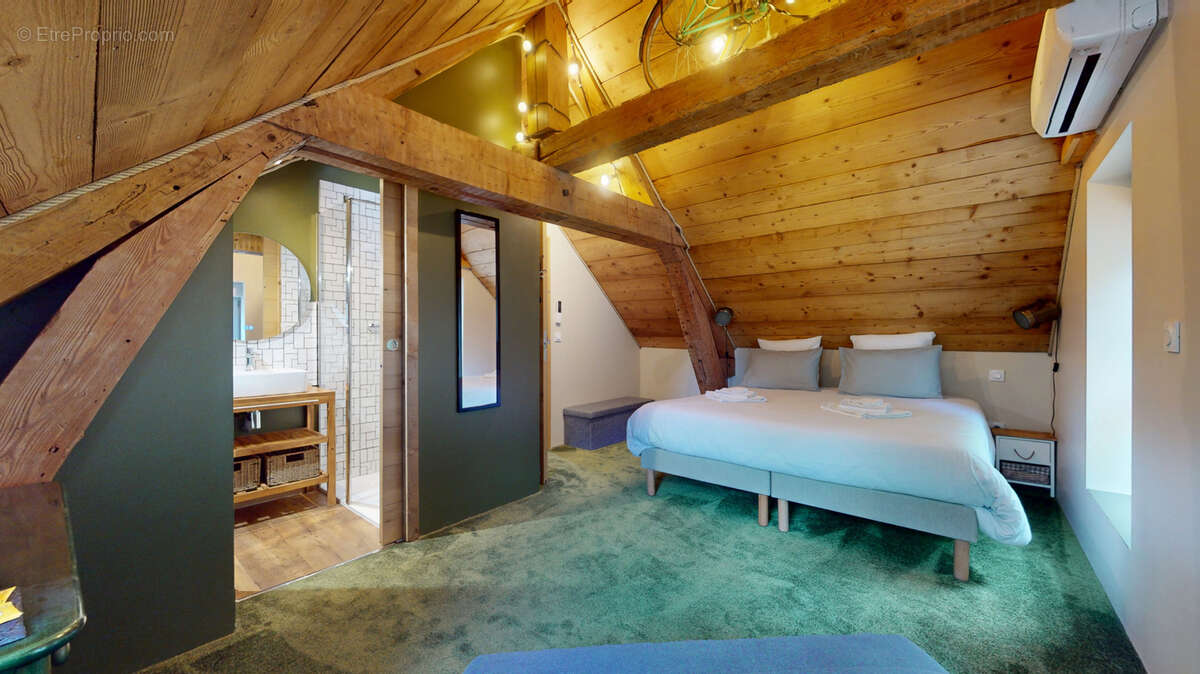 Commerce à ORCHAMPS