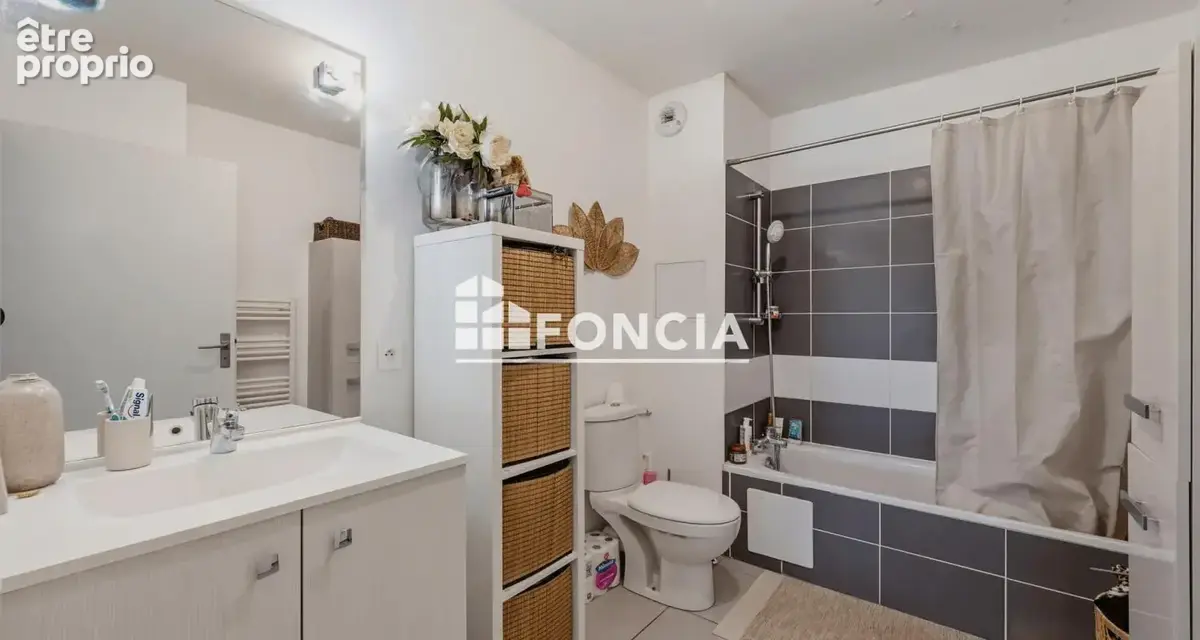 À vendre – Superbe T3 de 71 m² aux Bassins à Flot - photo 7