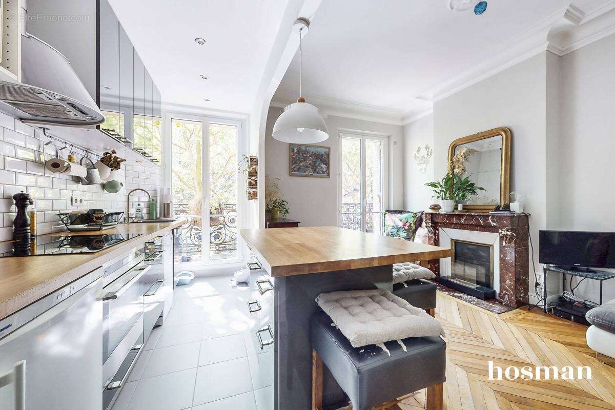 Appartement à PARIS-19E