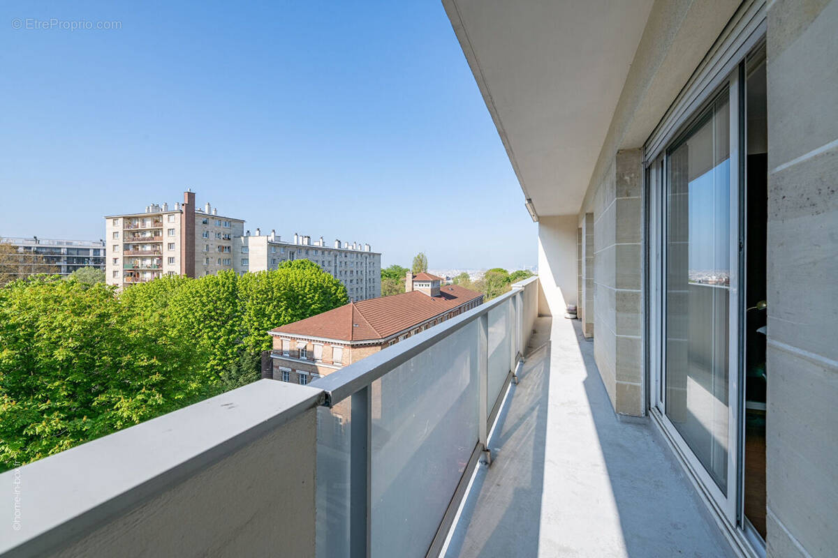 Appartement à PARIS-19E