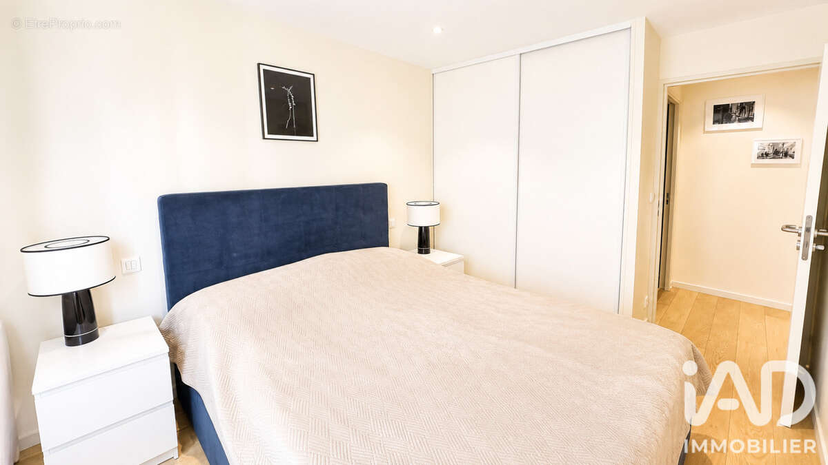 Photo 8 - Appartement à COURBEVOIE