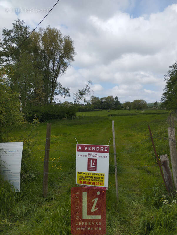 Terrain à FIENNES