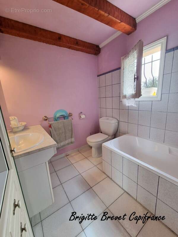 Maison à SAINT-MAXIMIN-LA-SAINTE-BAUME