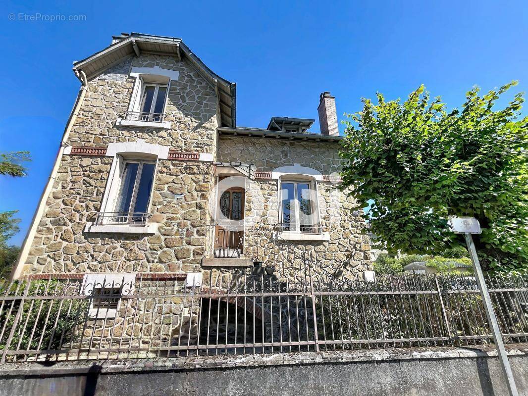 Maison à BRIVE-LA-GAILLARDE