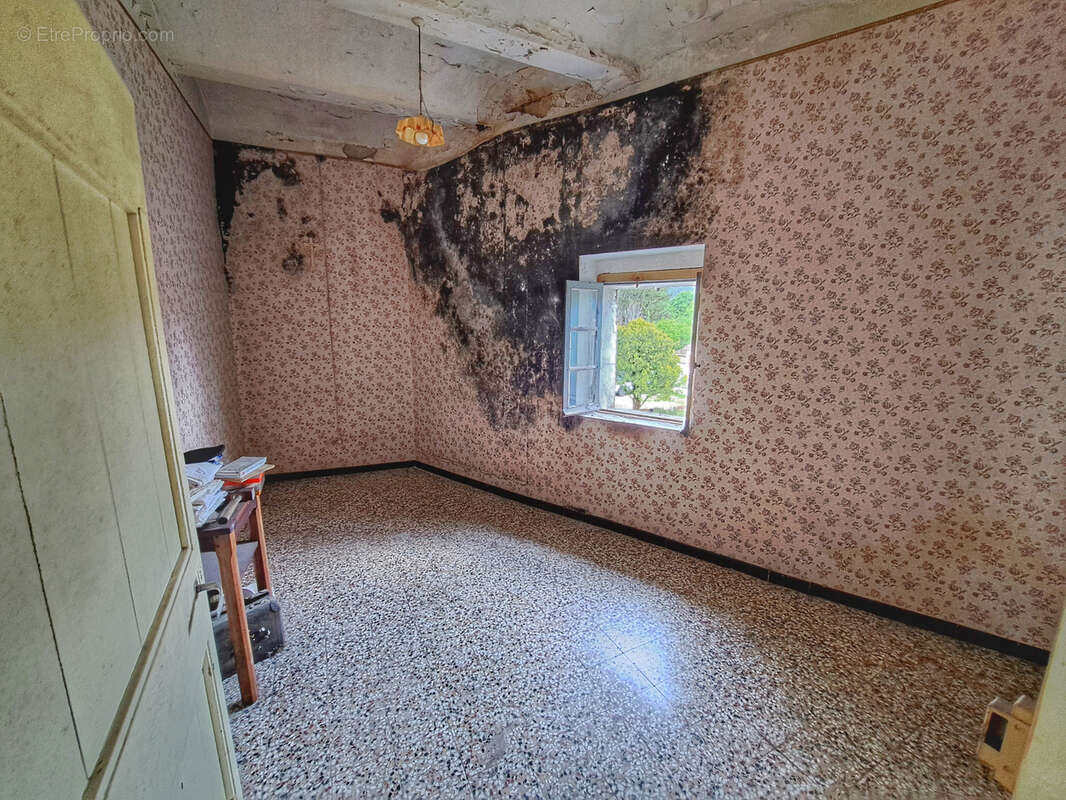 Maison à SAINT-BAUZILLE-DE-PUTOIS