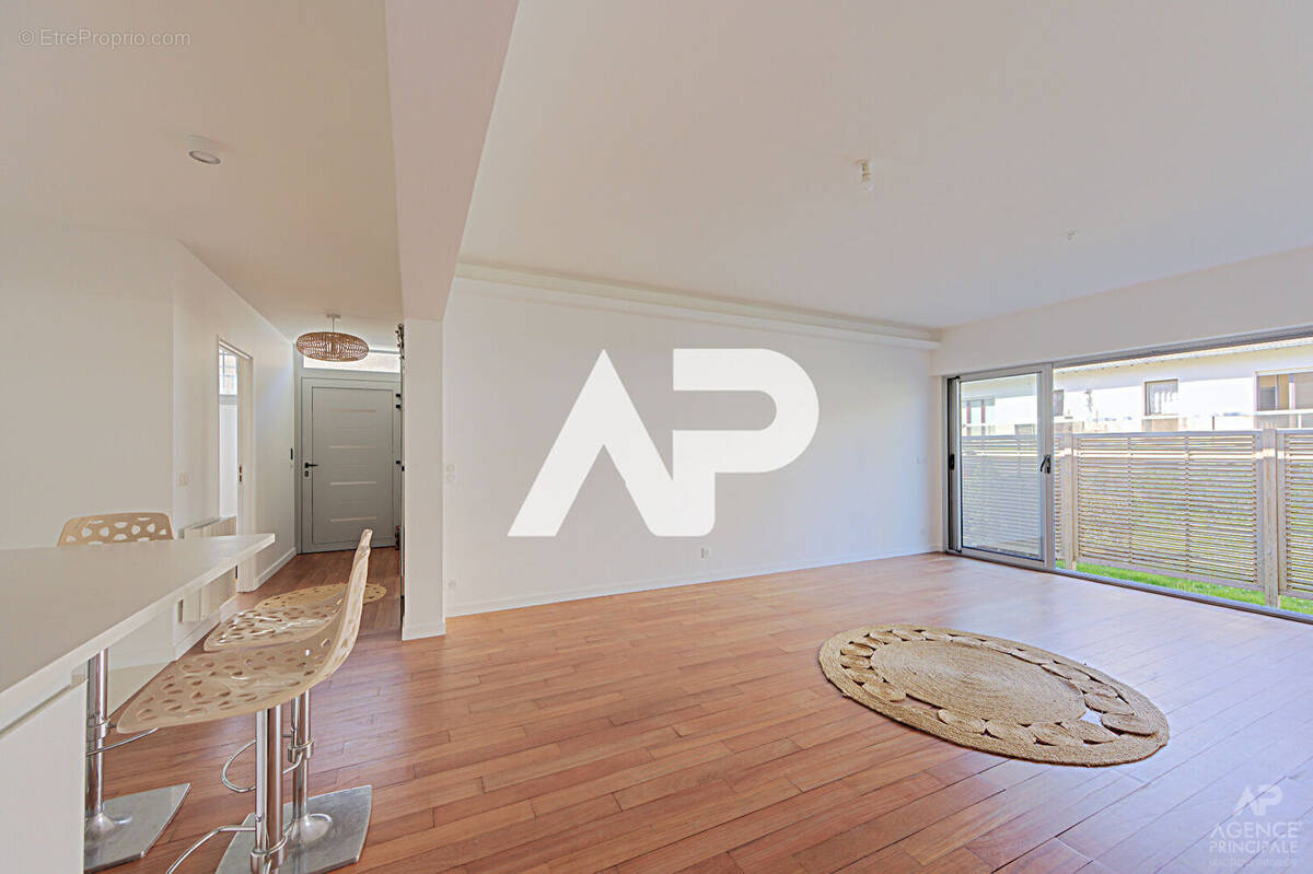 Appartement à RUEIL-MALMAISON