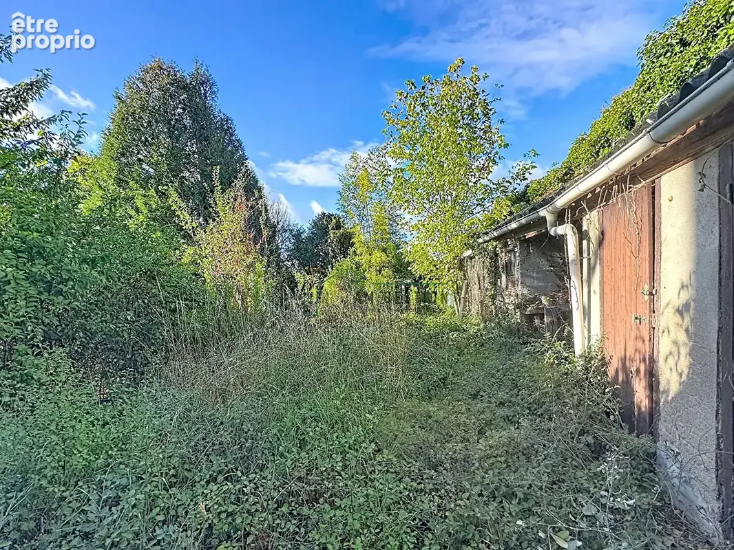 Maison de ville avec jardin au coeur de Magnac-Laval - photo 3