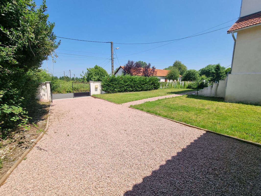 Photo 2 - Maison à CHALMOUX