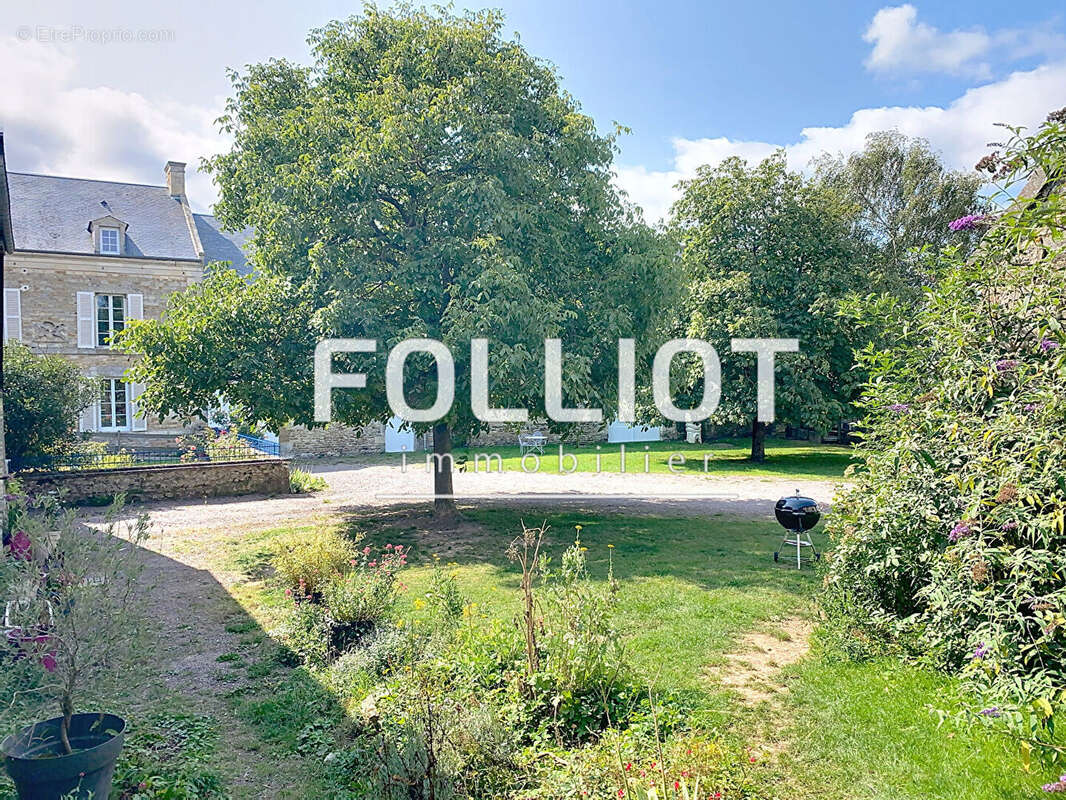 Maison à CESNY-BOIS-HALBOUT