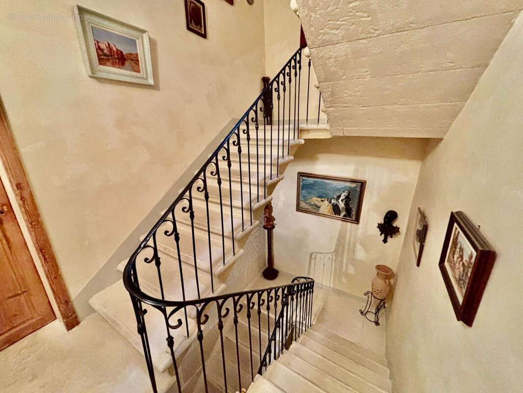 Maison à GRIGNAN